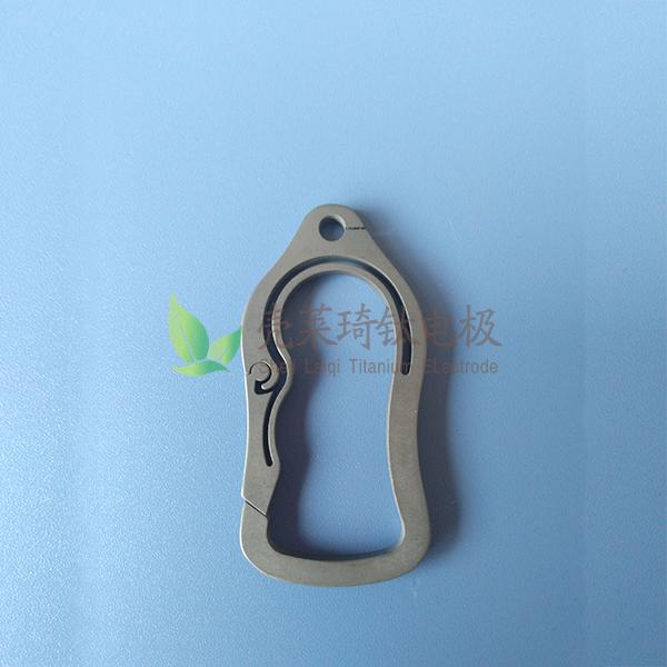 钛工艺品保养步骤！